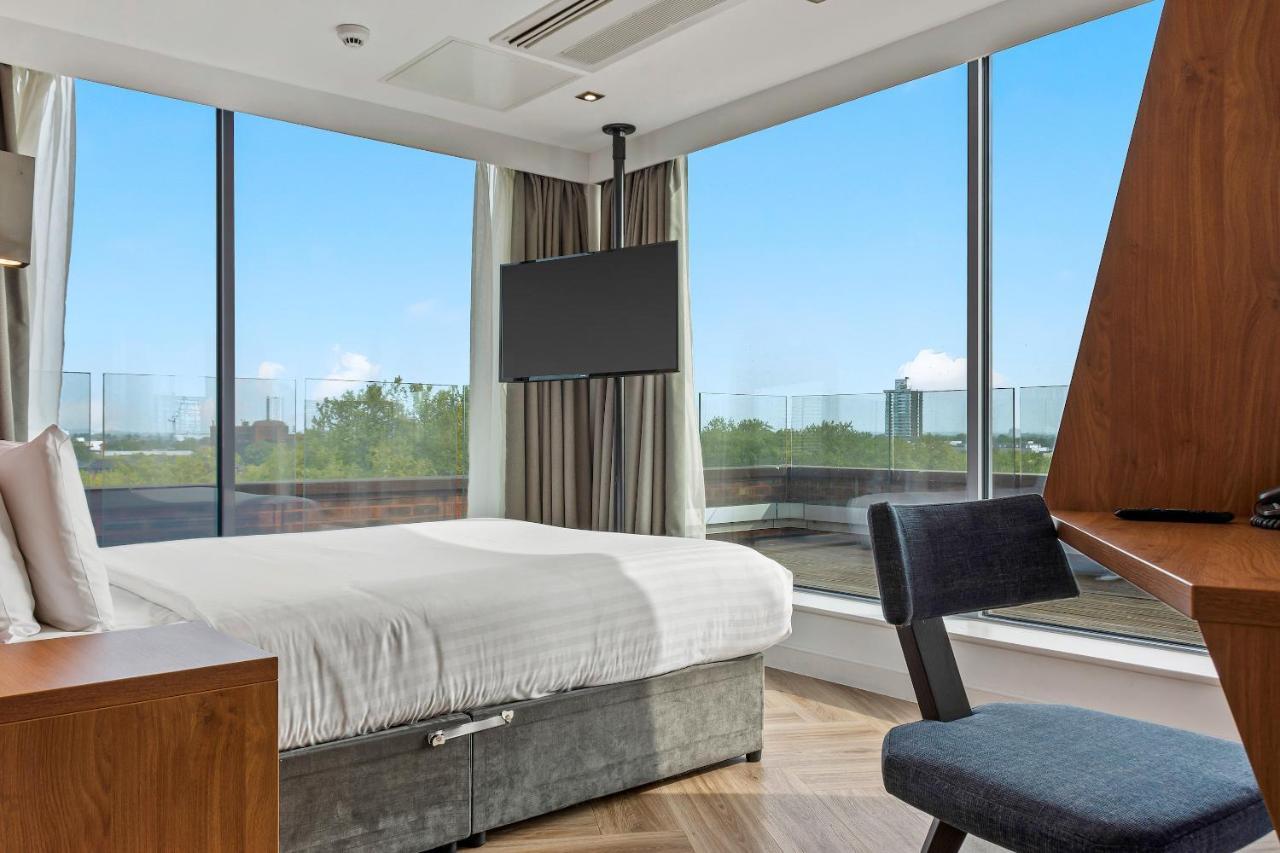 รูมซ์ ลอนดอน สแตรทฟอร์ด Aparthotel ภายนอก รูปภาพ