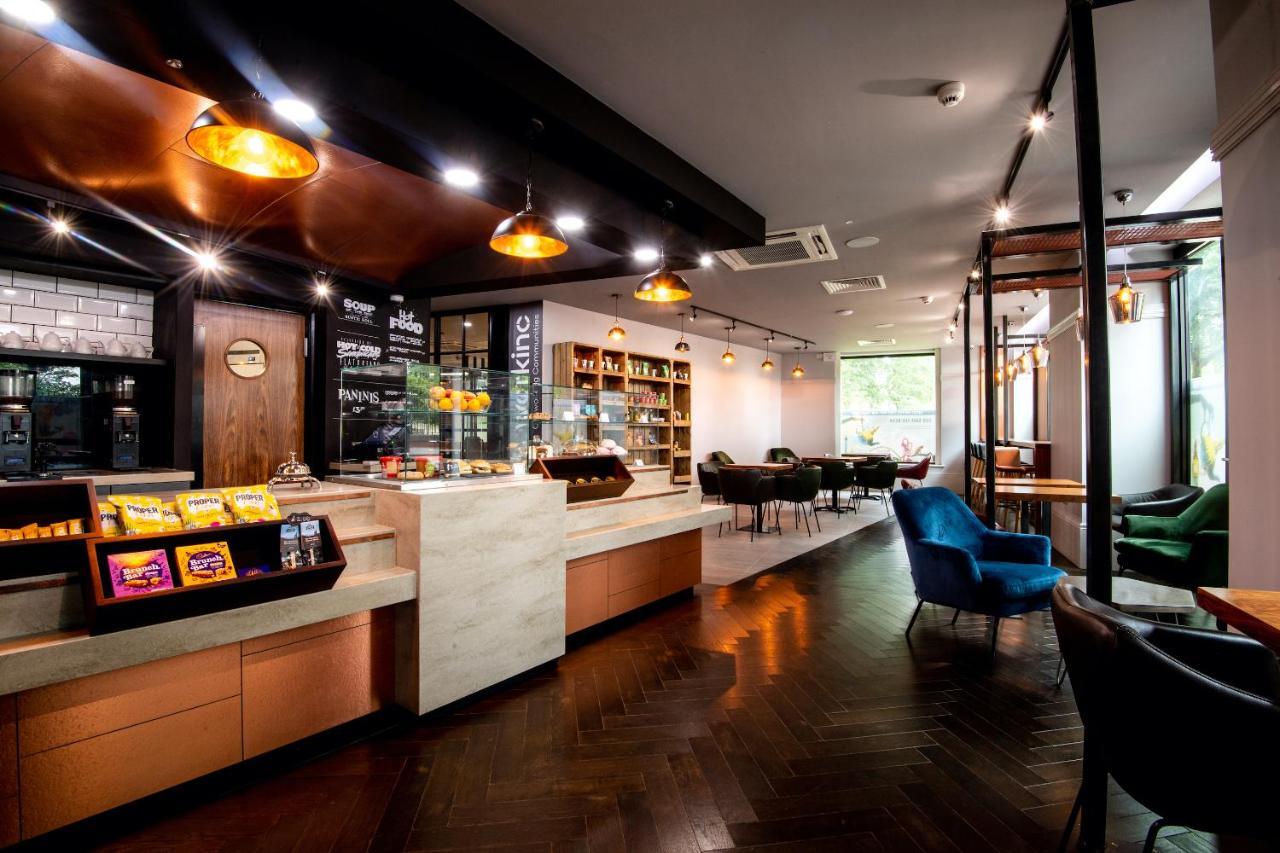 รูมซ์ ลอนดอน สแตรทฟอร์ด Aparthotel ภายนอก รูปภาพ