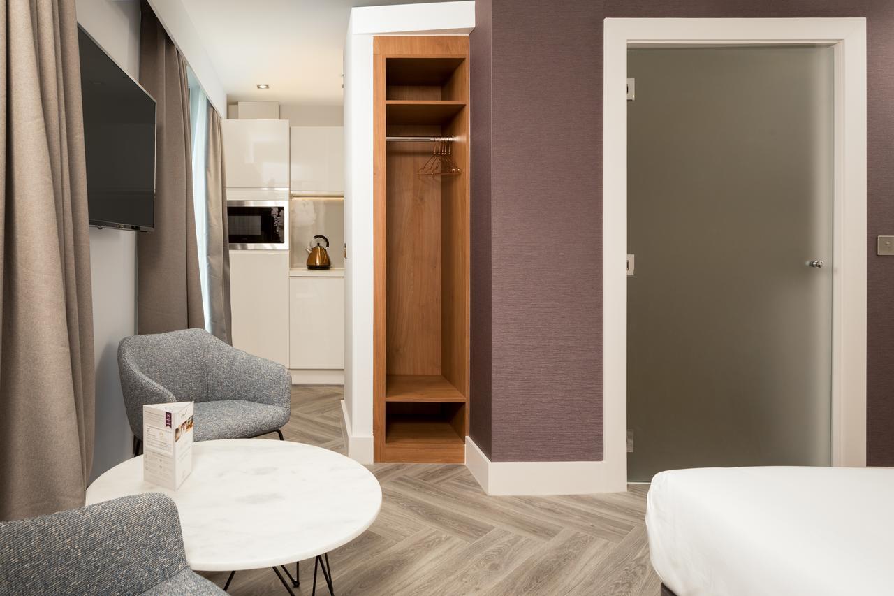 รูมซ์ ลอนดอน สแตรทฟอร์ด Aparthotel ภายนอก รูปภาพ